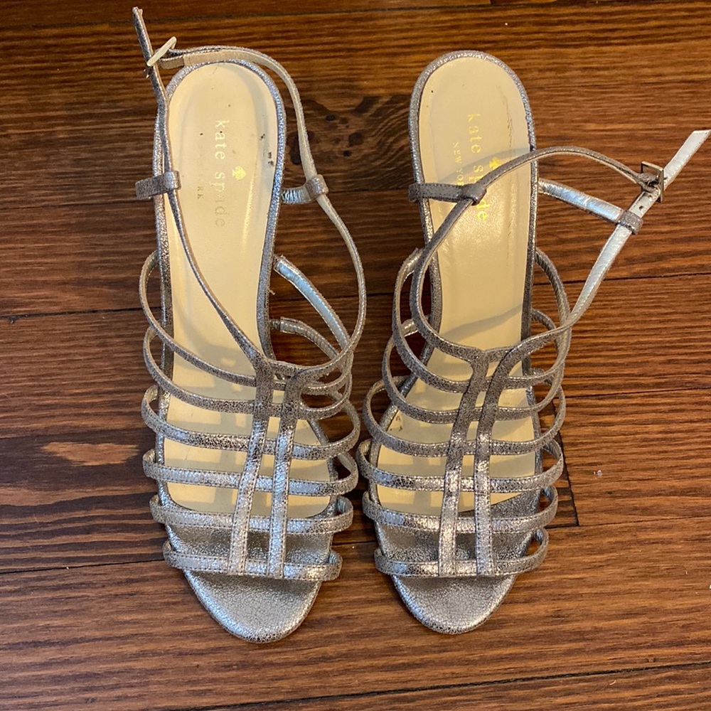KATE SPADE metallic Strappy Sandal Sz 8
